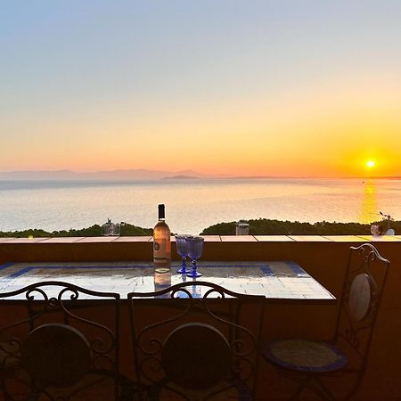 Appartamento Con Vista Mare A Terramala Terra Mala Екстериор снимка