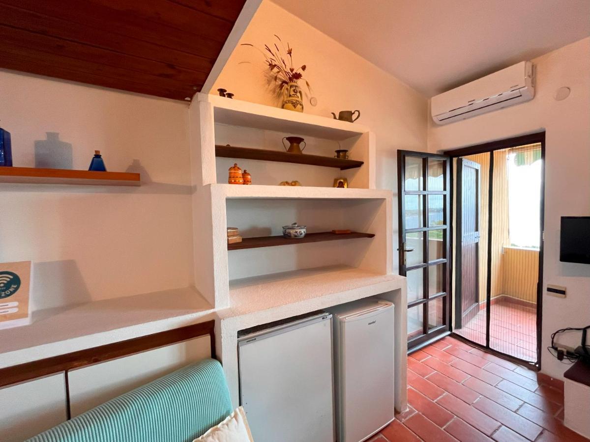 Appartamento Con Vista Mare A Terramala Terra Mala Екстериор снимка